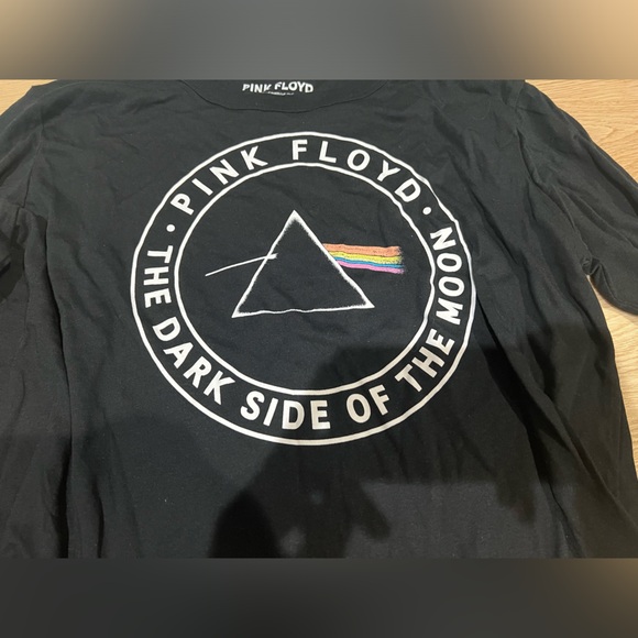 NWT Pink Floyd Long-Sleeve Graphic Tee Crop Top - Picture 2 of 5